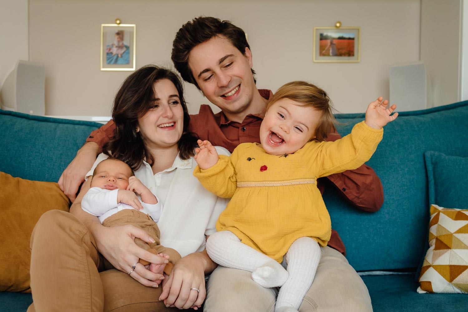 séance photo nouveau né en famille
