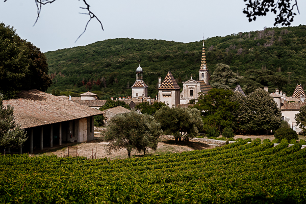 Mariage au Preuré de Valbonne dans le Gard