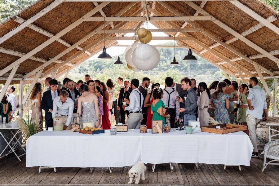 Cocktail de mariage au Mas de la plume