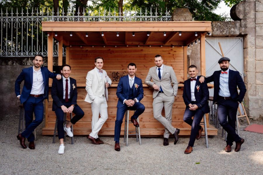 Photos de groupe mariage originales basées sur les mois de naissance